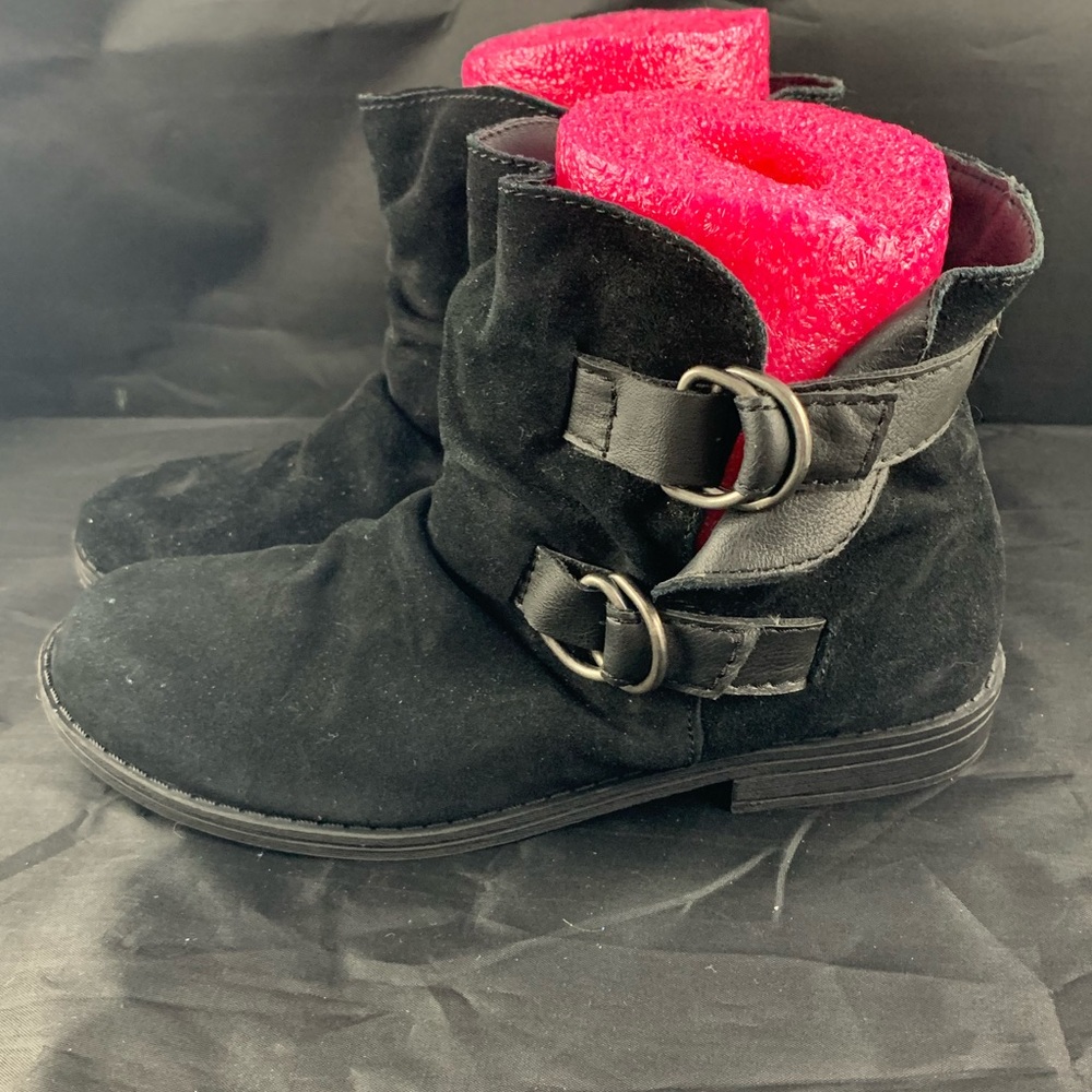 Sonoma black ankle boots B154